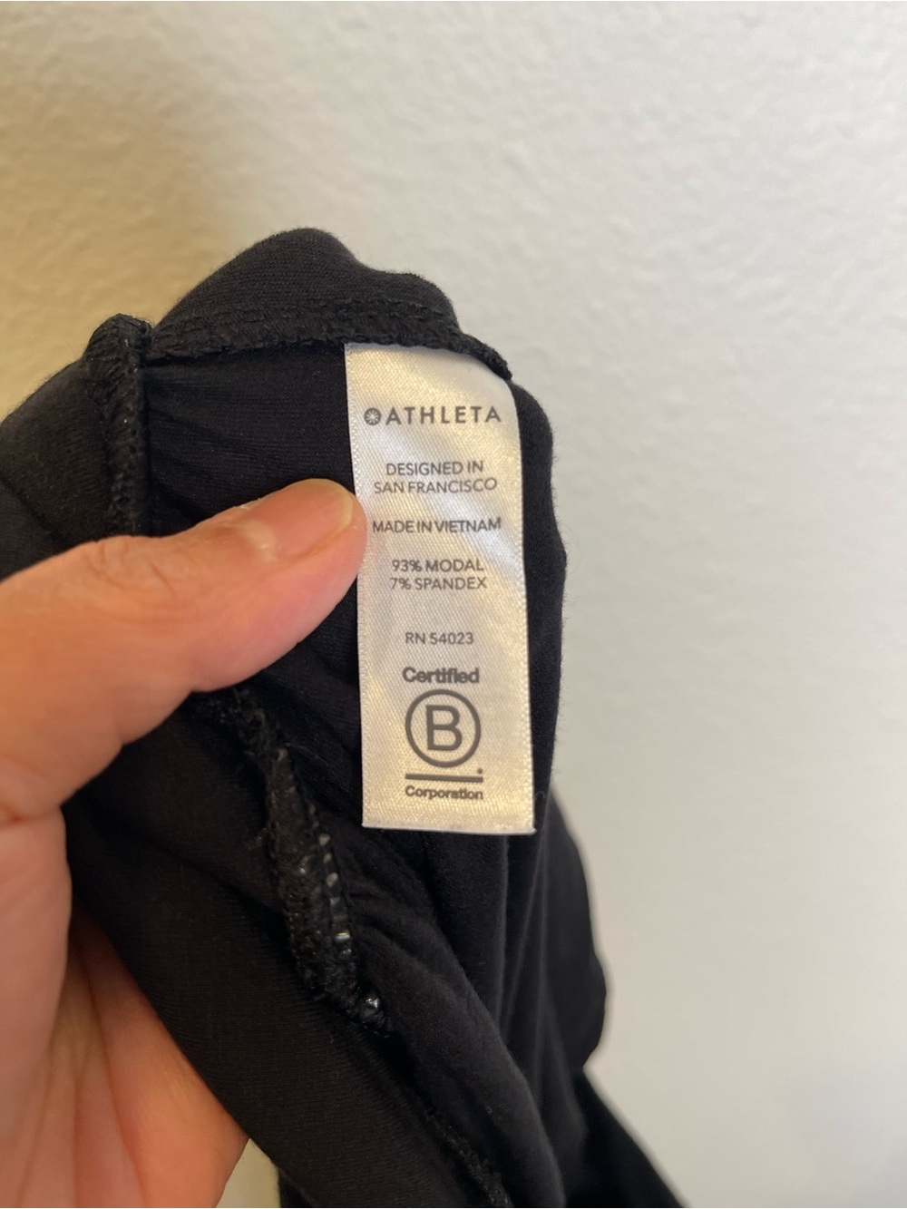 ATHLETA Studio Wide Leg Pant in Black #487419 Sz Medium TALL Yoga Pilates Lounge - Picture 5 of 12